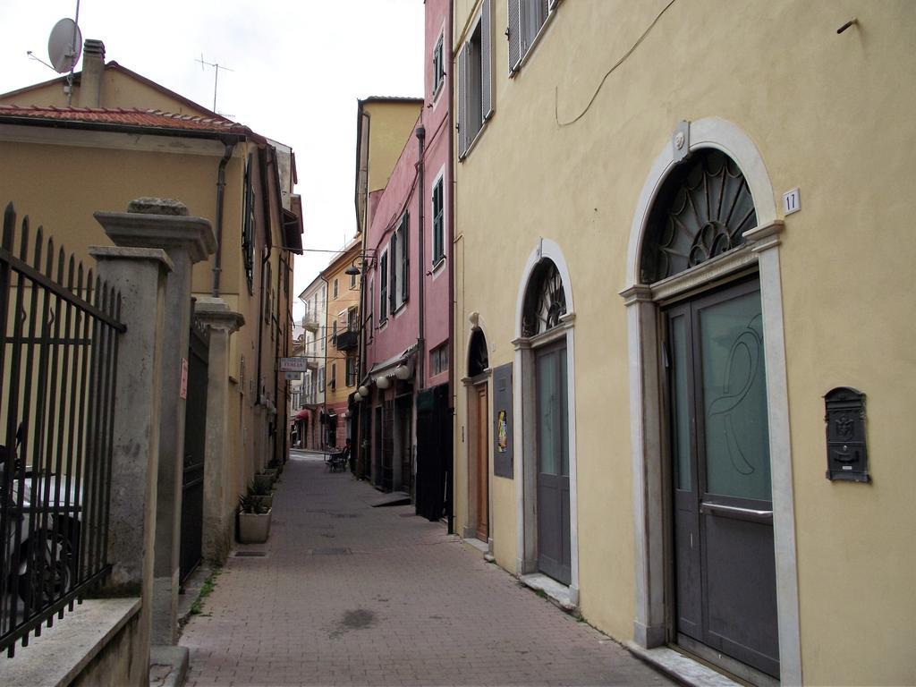 Casa Azzurro Pervinca By Holiday World Finale Ligure Eksteriør billede